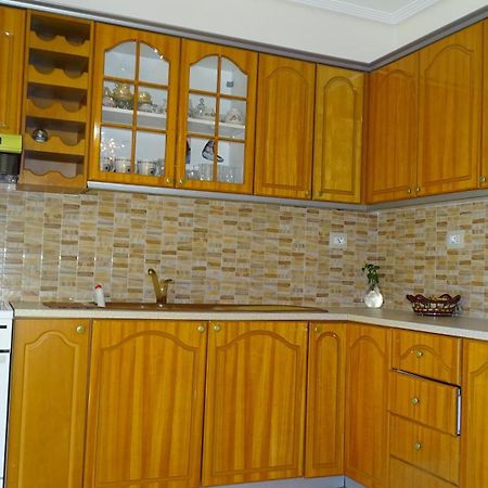 Cozy Central Apartment Ксаміл Екстер'єр фото